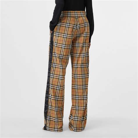 Saldi Pantaloni Burberry da Donna: 200++ Prodotti 